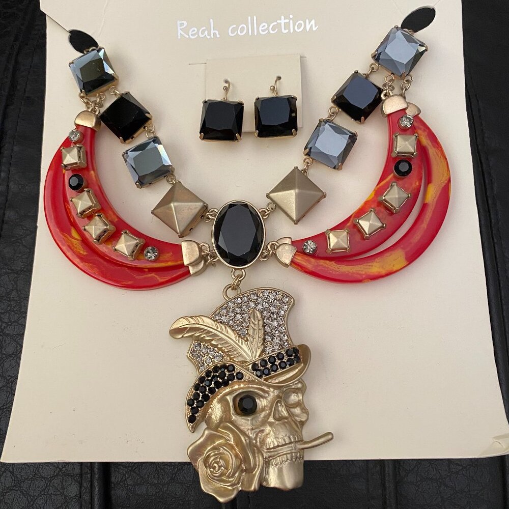 "Reah Collection" necklace & earrings. Big & Bold. Would be great for Halloween